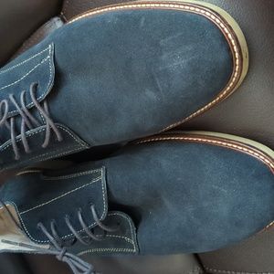 Beautiful comfy suede shoes